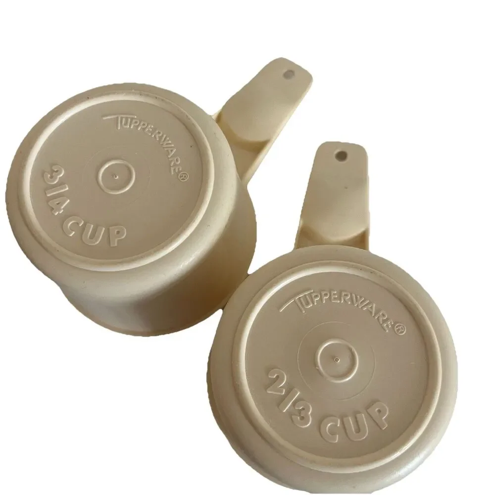 Vintage Tupperware Set 2 Nesting Measuring Cups Almond Beige 762 763 2/3 3/4 Cup